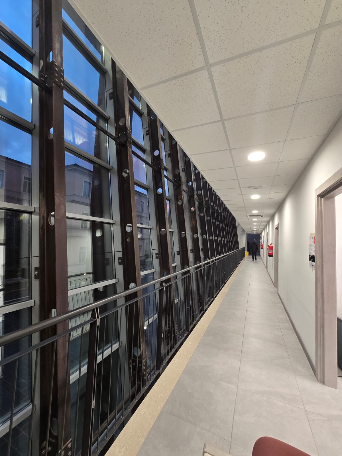 976659e5-3ba2-45dc-9c3e-2dc047ba3d54